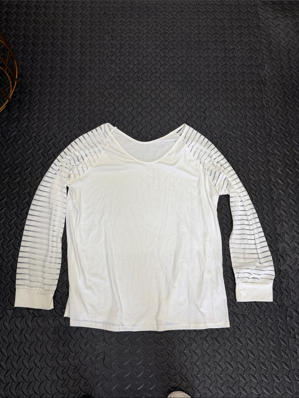 Amazon White Long-Sleeve Top with Gray Striped Sleeves